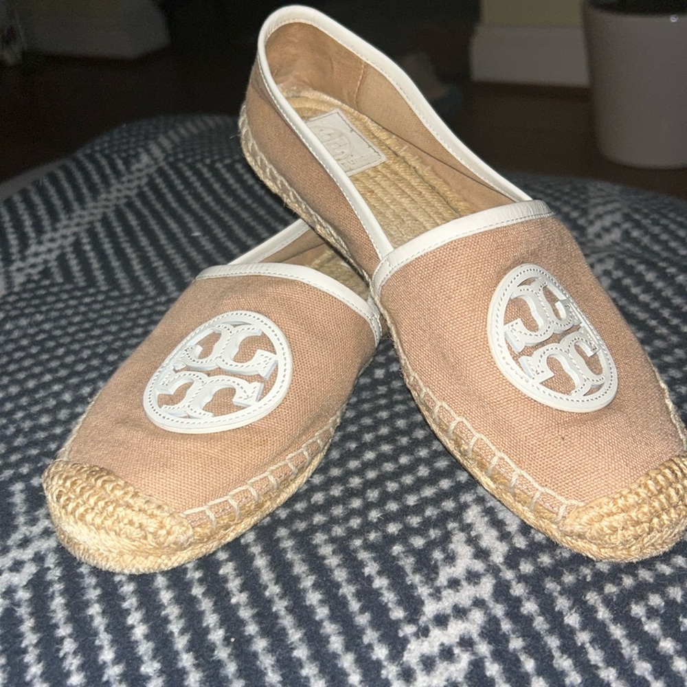 Tory Burch espadrille flats tan size 7.5